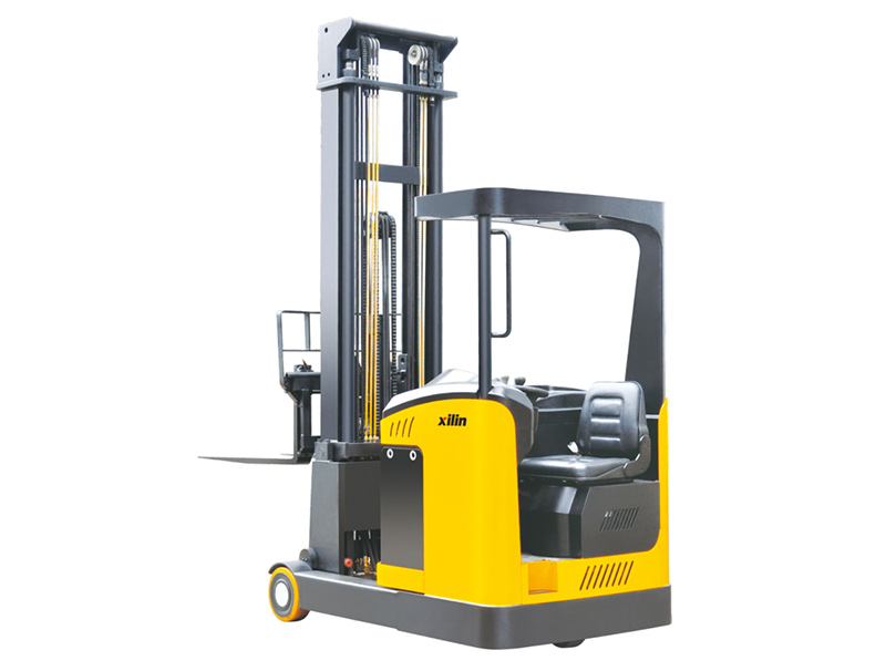 Montacargas retráctil eléctrica