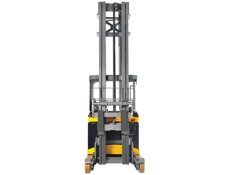 Montacargas retráctil súper compacta